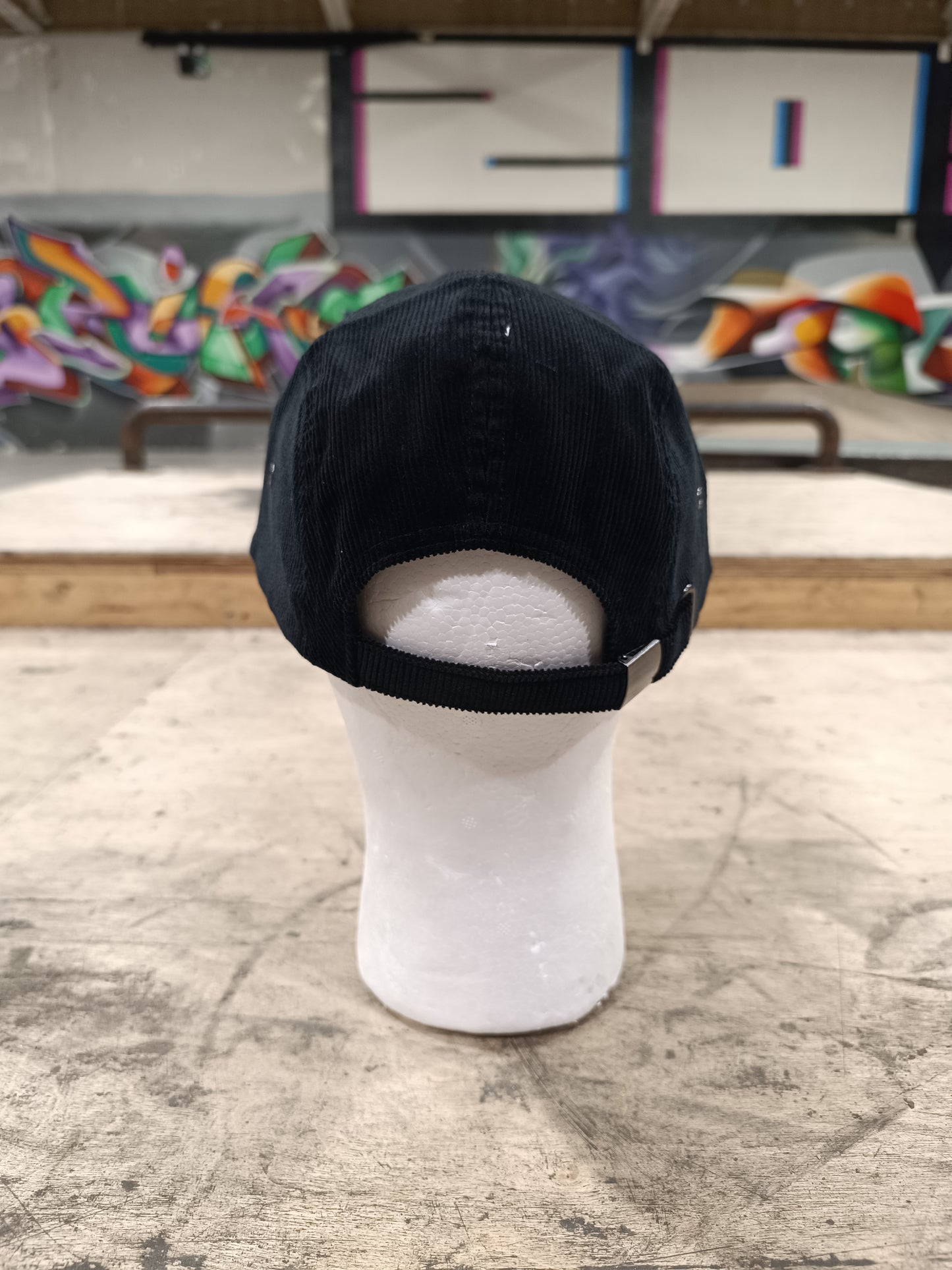 JELLYFISH corduroy 5 panel cap black/beige